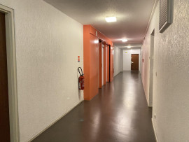 
                                                                                        Vente
                                                                                         2 pièces lumineux, vue dégagée