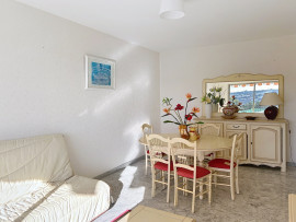 
                                                                                        Location
                                                                                         2 pièces meublé à louer Cimiez