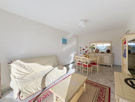 
                                                                                        Location
                                                                                         2 pièces meublé à louer Cimiez