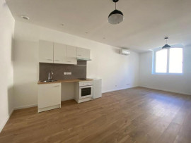 
                                                                                        Location
                                                                                         2 pièces proche centre ville d'Aix