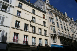 
                                                                                        Location
                                                                                         2 pièces quartier Lorette-Martyrs