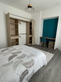
                                                                                        Location
                                                                                         2 pièces rénovées, cocooning