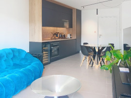 
                                                                                        Vente
                                                                                         2 Pieces VILLENEUVE LOUBET KD3359