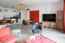 
                                                                                        Location
                                                                                         205 Prado