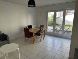 
                                                                                        Location
                                                                                         2P meublé 48m² avec terrasse, quartier Eraudière