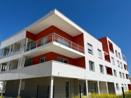 
                                                                                        Vente
                                                                                         3/4P NEUF de 75 m2