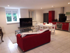 
                                                                                        Colocation
                                                                                         3 chambre avec 2 salle de bains pour la rentrée