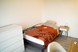 
                                                                                        Colocation
                                                                                         3 chambres disponibles dans coloc 78m² tt compris