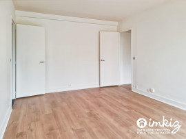 
                                                                                        Vente
                                                                                         3 pièces au calme et rénové