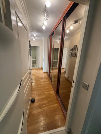 Location
3 pièces balcon