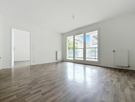 
                                                                                        Vente
                                                                                         3 pièces de 60,5m² dans immeuble récent avec balcon et parking
