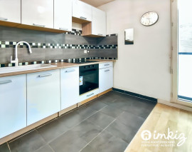 
                                                                                        Vente
                                                                                         3 pièces lumineux avec parking