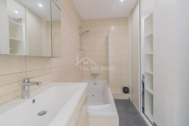 
                                                                                        Location
                                                                                         37 rue d’Inkermann