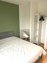 
                                                                                        Colocation
                                                                                         4 chambres dont 1 avec sdb, Rennes Beauregard
