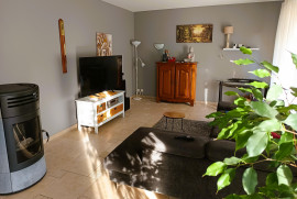 Vente
4 pièces + 2 chambres et piscine