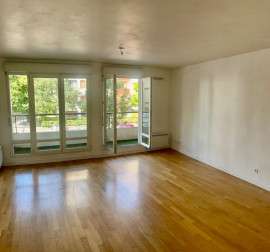 Location
4 pièces 3 chambres