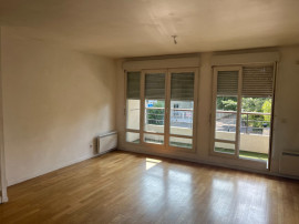 Location
4 pièces