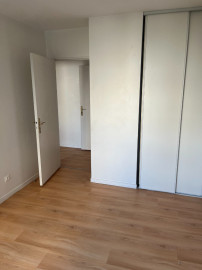Location
4 pièces