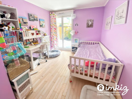 
                                                                                        Vente
                                                                                         4 pièces en rez-de-jardin avec terrasse, jardin