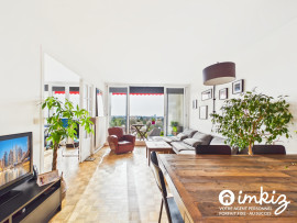 
                                                                                        Vente
                                                                                         4 pièces lumineux en dernier étage