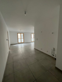 
                                                                                        Vente
                                                                                         4 Pièces moderne à Lyon - Rue Saint-Pierre de Vaise, 1580€/mois*