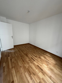 
                                                                                        Vente
                                                                                         4 Pièces moderne à Lyon - Rue Saint-Pierre de Vaise, 1580€/mois*