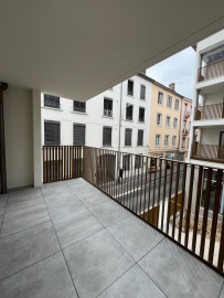 
                                                                                        Vente
                                                                                         4 Pièces moderne à Lyon - Rue Saint-Pierre de Vaise, 1580€/mois*