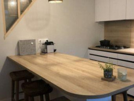 
                                                                                        Colocation
                                                                                         5 chambres dans grande maison avec jardin