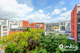 
                                                                                        Vente
                                                                                         5 pièces calme et lumineux , proche Parc