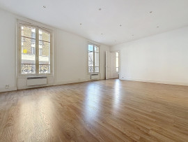 
                                                                                        Location
                                                                                         50m² de bureaux professionnels Mairie