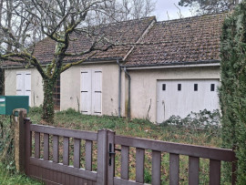 
                                                                                        Vente
                                                                                         68 rue AMAURY DE LA SELLE/MAISON 75M2
