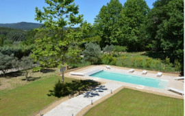 
                                                                                        Vente
                                                                                         Idéal investisseur : Villa avec piscine (occupée)