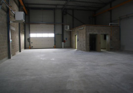 
                                                                                        Location
                                                                                         À louer - 2 cellules de 143 et  236 m² au sein de la Pépinière d'entreprises de l'Argonne - Vouziers