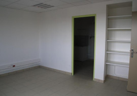
                                                                                        Location
                                                                                         À louer - 2 cellules de 143 et  236 m² au sein de la Pépinière d'entreprises de l'Argonne - Vouziers