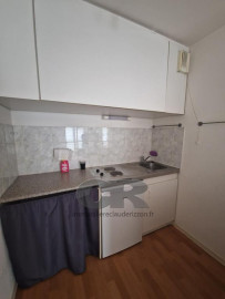 
                                                                                        Location
                                                                                         A LOUER 2 PIECES HOPITAL CENTRAL