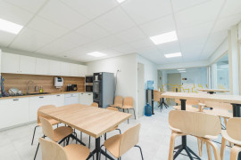 
                                                                                        Location
                                                                                         À louer – Bureaux de 12 à 28 m² en hôtel d'entreprise dans le centre-ville de Poitiers – Vienne (86)