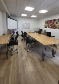 
                                                                                        Location
                                                                                         À louer – Bureaux de 13 à 73 m² dans un espace de coworking au Creusot – Saône-et-Loire (71)