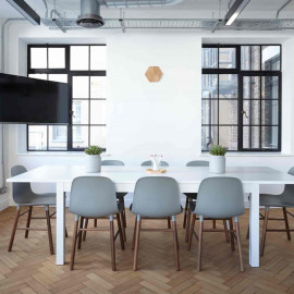 
                                                                        Location
                                                                         À louer – Bureaux de 280 m² à Cavaillon – Vaucluse (84)