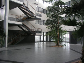 
                                                                                        Location
                                                                                         À louer – Bureaux de 349 m² à Isneauville – Seine-Maritime (76)