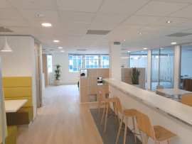 
                                                                                        Location
                                                                                         À louer – Bureaux Individuels et Coworking dans le centre-ville de Rouen – Seine-Maritime (76)