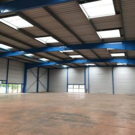 
                                                                                        Location
                                                                                         À louer – entrepôt de 2 300 m² à Montchanin à proximité du Creusot (71)