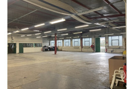 
                                                                                        Location
                                                                                         À louer – Entrepôt de 2 700 m² à Issoudun – Indre (36)