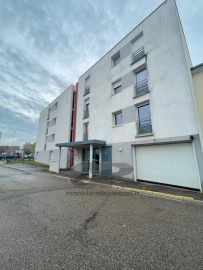 
                                                                                        Location
                                                                                         A LOUER F1B PROCHE IUT CHARLEMAGNE
