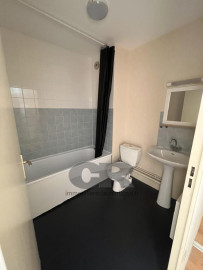 
                                                                                        Location
                                                                                         A LOUER F1bis - SECTEUR HOPITAL CENTRAL
