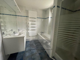
                                                                                        Location
                                                                                         A LOUER F4