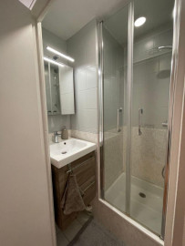 
                                                                                        Location
                                                                                         À louer : grand studio meublé 750/mois Montgeron