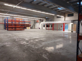 
                                                                                        Location
                                                                                         À louer – Local d'activités de 1 690 m² dans la ZAC du Chemin Vert à Calais – Pas-de-Calais (62)