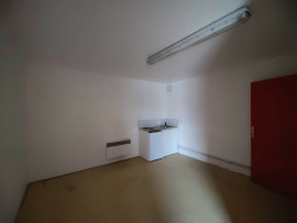 
                                                                                        Location
                                                                                         À louer – Local d'Activités de 250 m² à proximité de Rouen – Seine-Maritime (76)