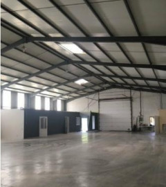 
                                                                                        Location
                                                                                         À louer – Local d'activités de 500 m² à Vedène – Vaucluse (84)