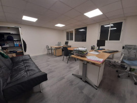
                                                                                        Location
                                                                                         À louer – Local d'activités de 690 m² à Argenteuil – Val d'Oise (95)